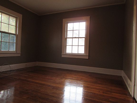 4th image of 417 E Front St #A
