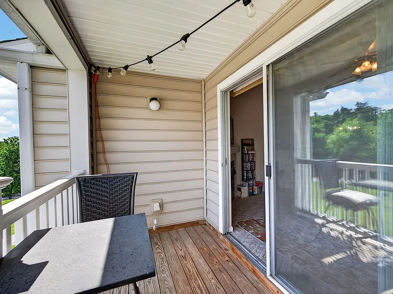 215 S Knollwood Dr — Photo 19