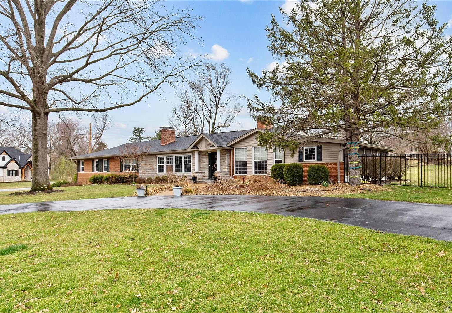 8 Spoede Woods, Saint Louis, MO 63141 Zillow