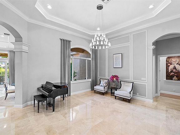 3rd image of 6375 Bellamalfi Street