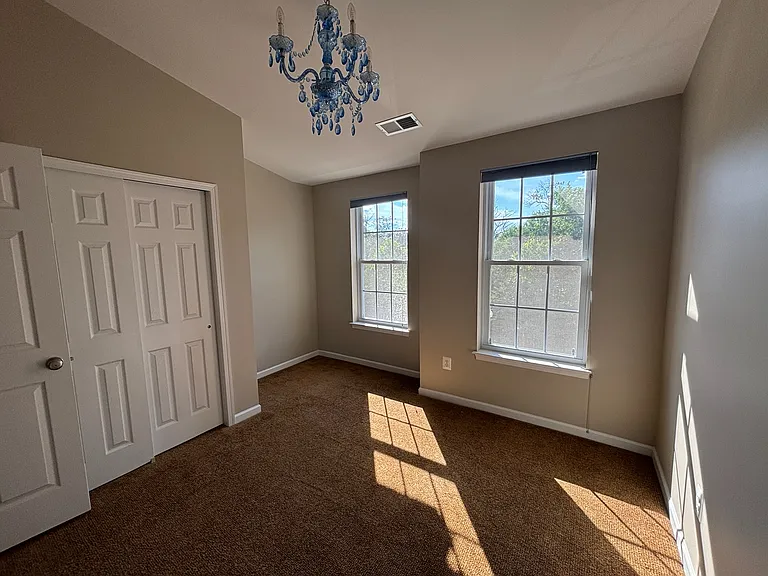 25570 Creekmore Ter — Photo 23