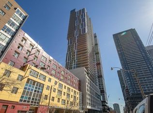 251 Jarvis St #4709, Toronto, ON