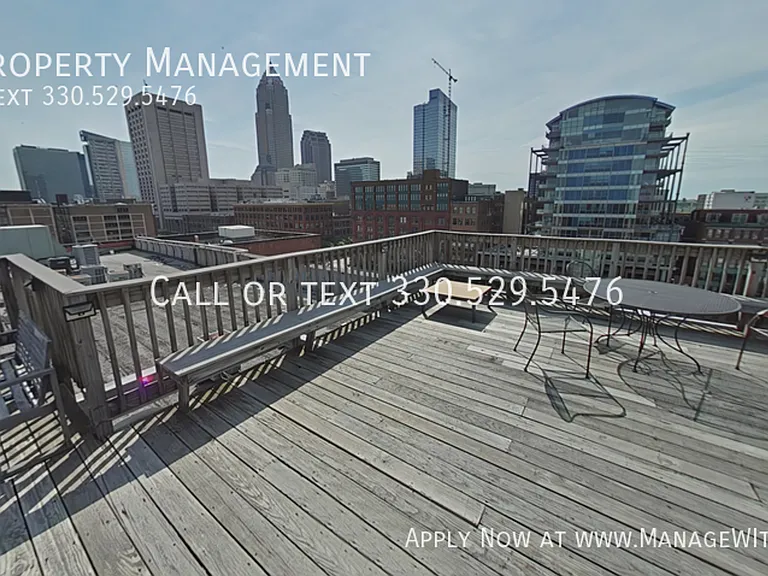 1133 W 9th Street — Photo 42