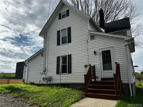 7048 Safford Ave, Perry, NY 14530