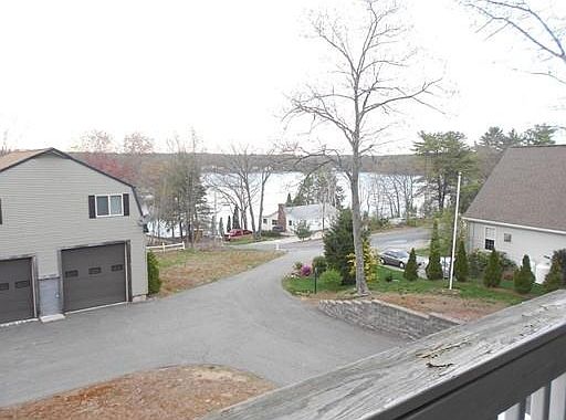 2nd image of 100 Lakeshore Dr
