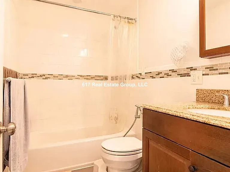 51 Cameron St #1 — Photo 4