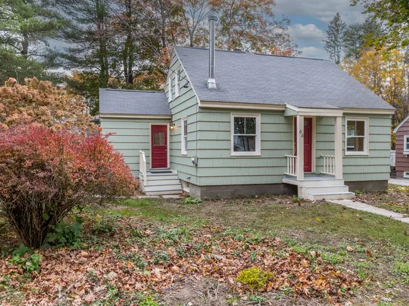 64 Middle Road, Falmouth, ME 04105