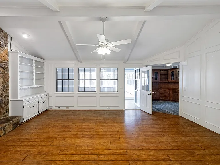 1527 Estates Way — Photo 13