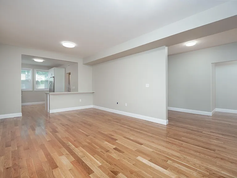 45 Crawford St #1 — Photo 6