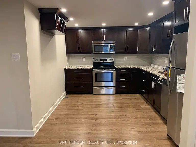 6610 Fourth Line Rd #8 — Photo 5
