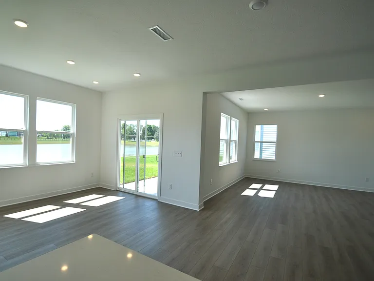 8578 Georgina St — Photo 6