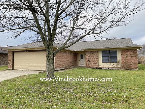3rd image of 8545 Gateview Ct