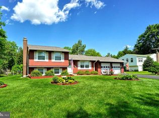 19012 Dowden Cir, Poolesville, MD 20837