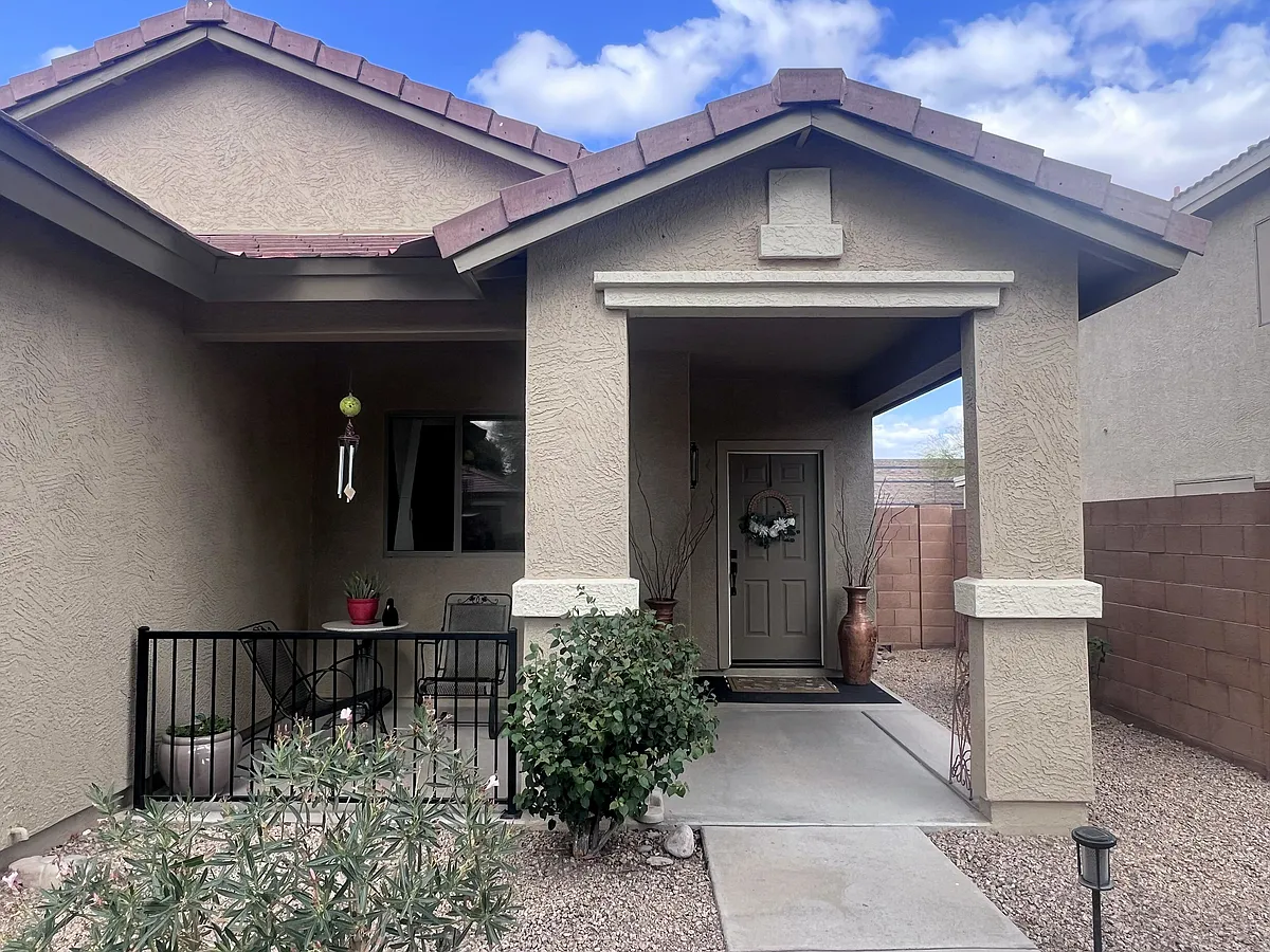 Building Photo - 17565 N 167th Dr