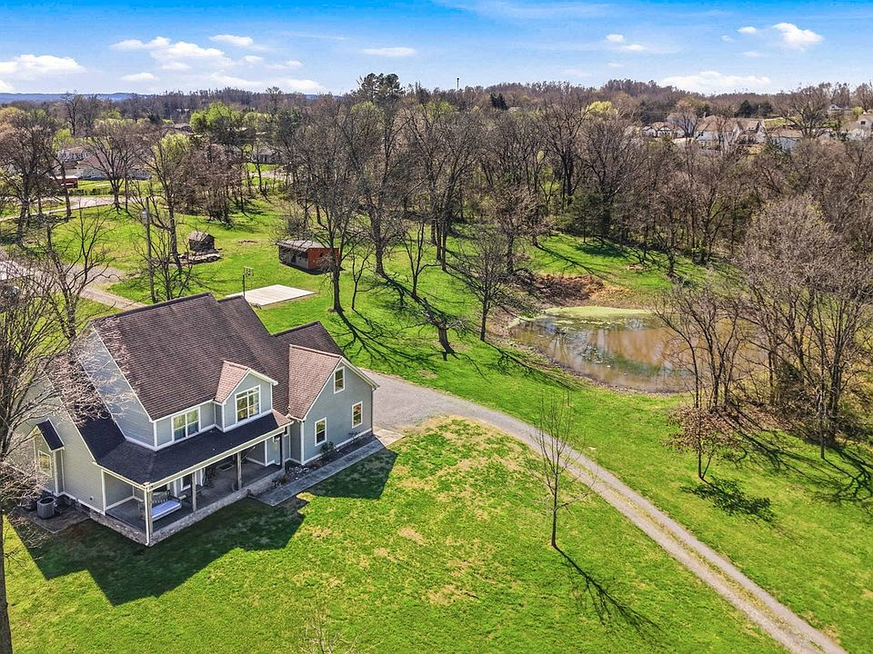 1st image of 126 Laurelwood Dr