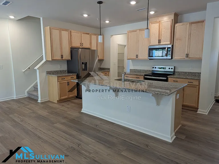 173 Cabernet Dr #1 — Photo 2