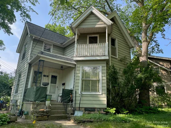 1549 Broadway St, Ann Arbor, MI 48105