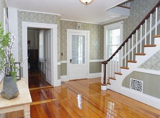 137 Bridge St, Salem, MA 01970