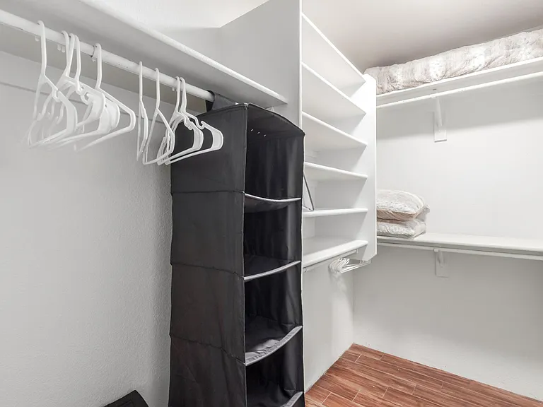 2021 S Bahama Dr — Photo 10