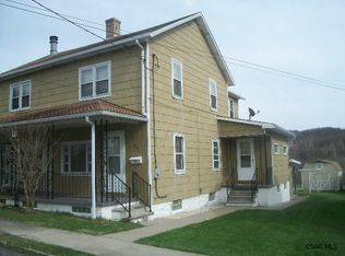 1254 3rd St, Windber, PA 15963