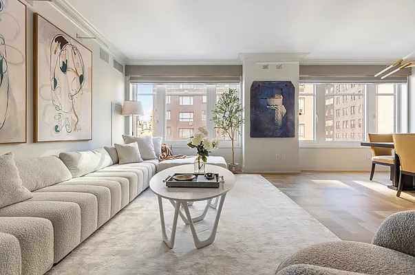 Sold by Compass | media 17