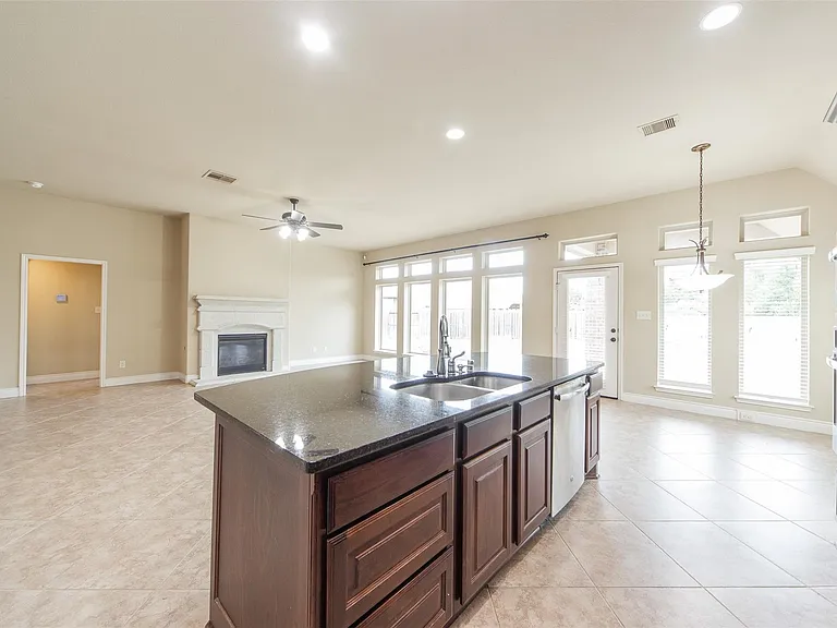 27106 Cross Pointe Ct — Photo 16