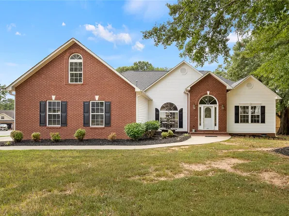 191 Amberwood Dr, Anderson, SC 29621