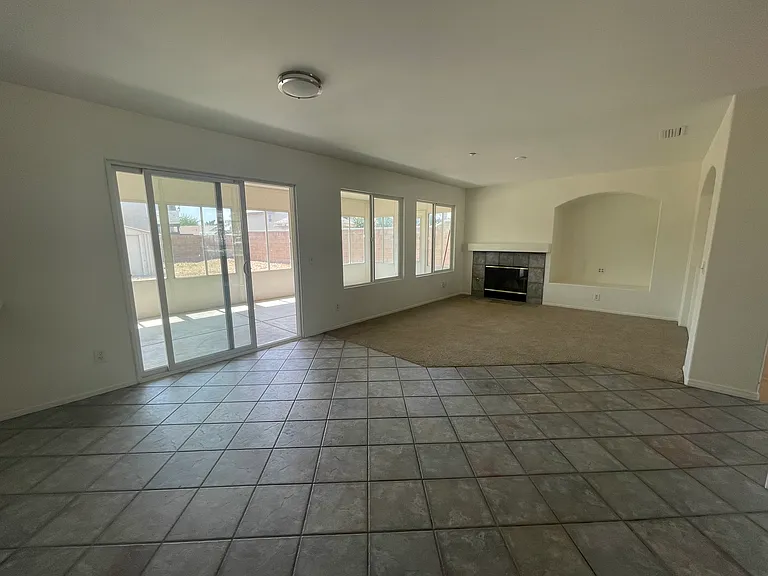 4126 Witt Ave — Photo 3