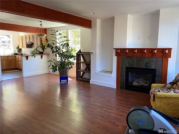 5th image of 1014 Park St Unit A