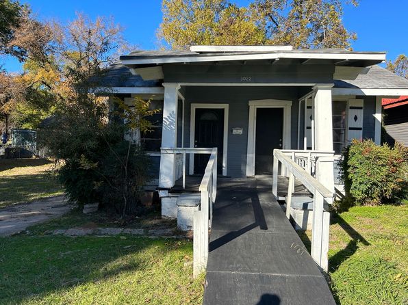 3022 Lillian St