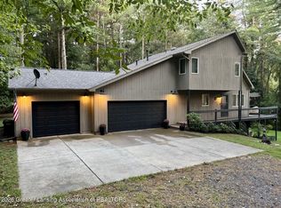 8471 Clark Rd, East Lansing, MI 48823