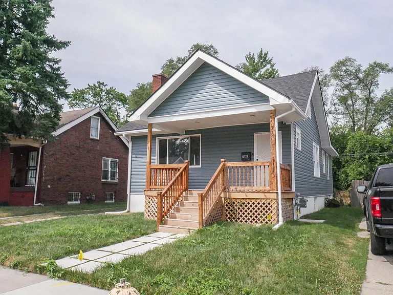 12725 Kentucky St — Photo 2