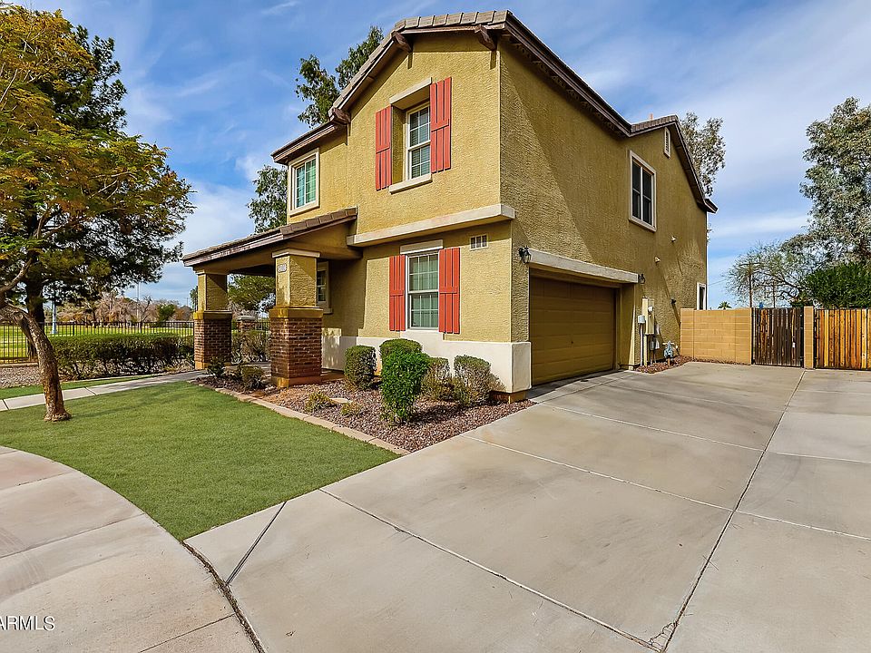 1st image of 2102 E SUNLAND Avenue