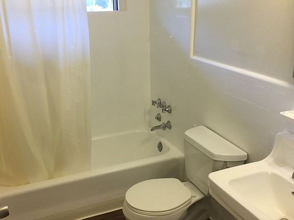 5th image of 48 Birch St APT 07