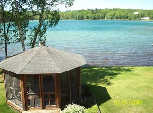 19610 Lake Dr, Hillman, MI 49746