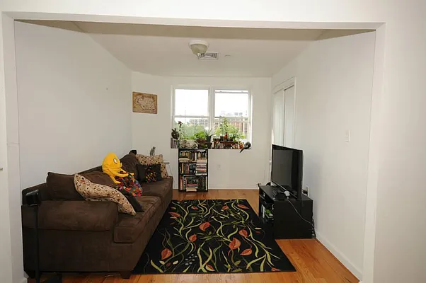 Rented by Urban Spaces Realty Group | media 1