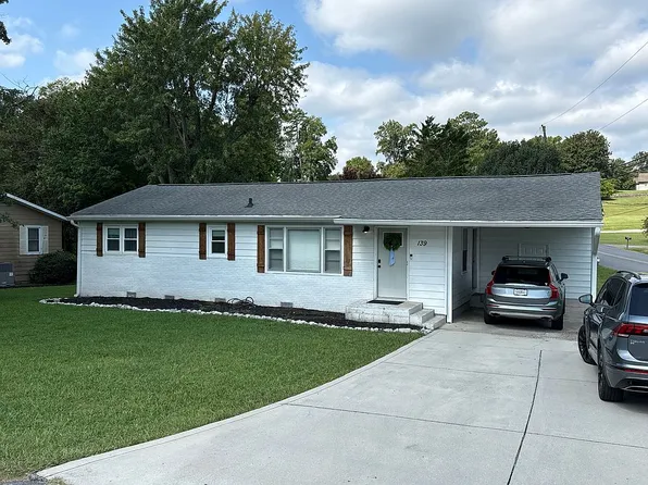 139 Meadow Ln, Ringgold, GA 30736