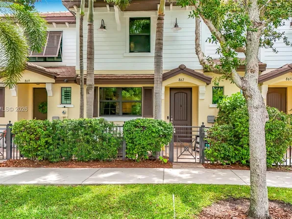867 S Ocean Blvd, Pompano Beach, FL 33062