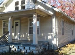 820 W Maple St, Nevada, MO 64772