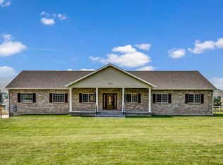 11077 S Dempsey Creek Rd, Lava Hot Springs, ID 83246