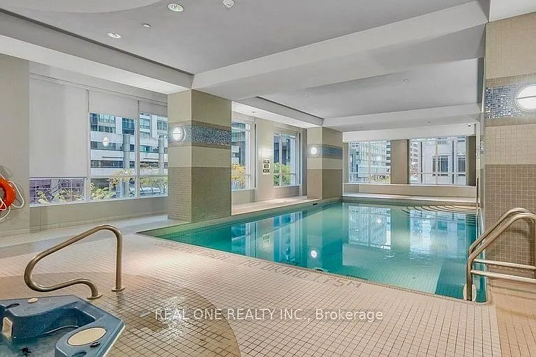 761 Bay St #1713 — Photo 11