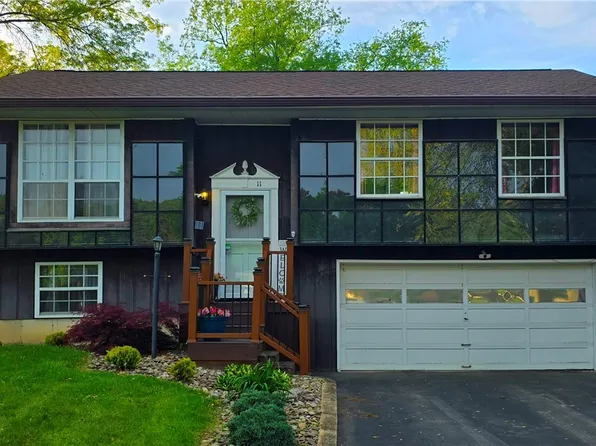 11 Cherry Cir, Painted Post, NY 14870