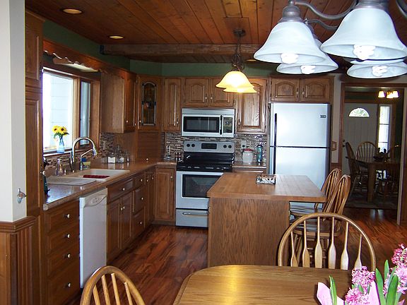 5th image of 2363 E Gresham Hwy