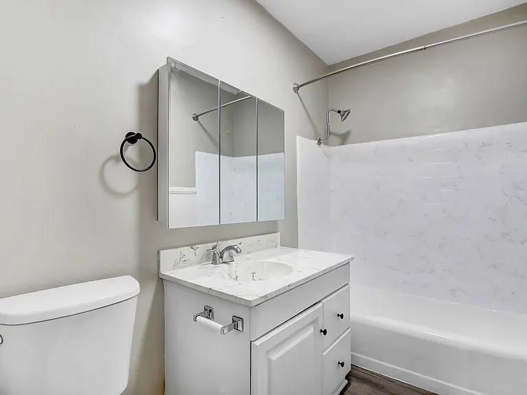 1336 W. Stoneridge Ct. — Photo 9