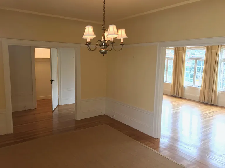 2822 Lyon St — Photo 2