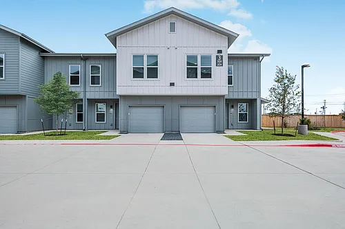 Alta Westinghouse Townhomes Photo 1