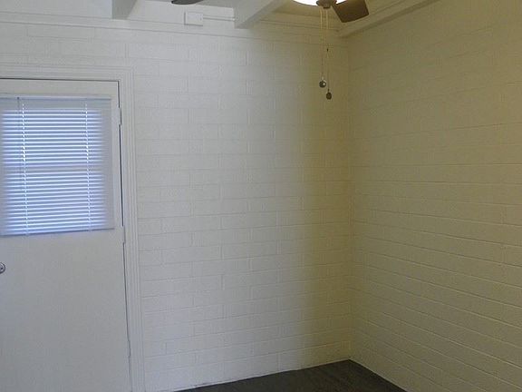 5th image of 2107 S Granada Dr APT 2
