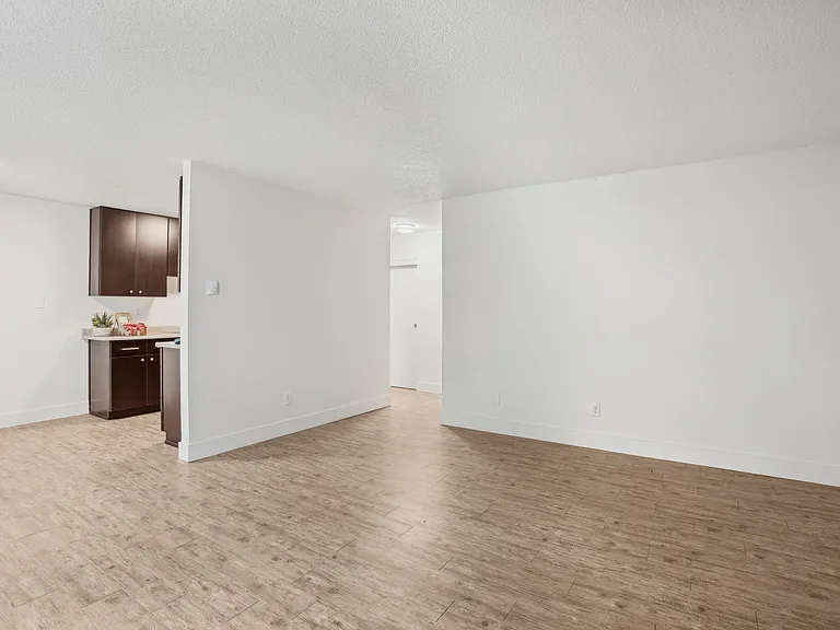 1820 NE 104th Ave #1 — Photo 12