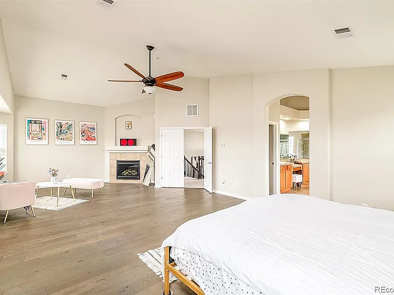 912 Kryptonite Dr — Photo 28