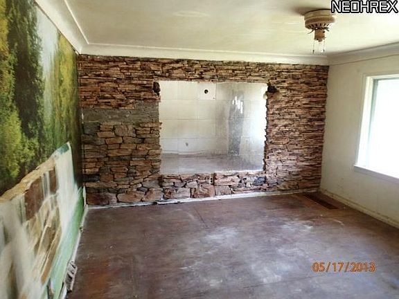3rd image of 11716 Imperial Ave